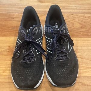 New balance wide black sneakers